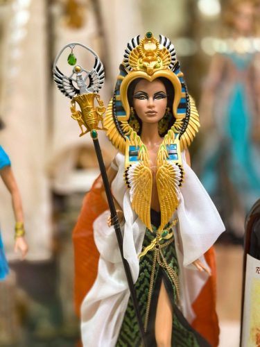 Due Cipressi Agriturismo / Museo delle Barbie di Ripatransone / The Barbie Museum of Ripatransone